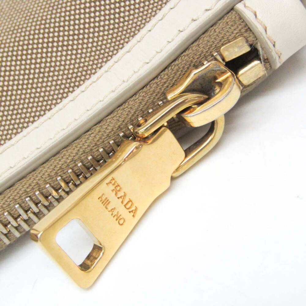 PRADA Cream Leather Shoulder Bag - Picture 9 of 14